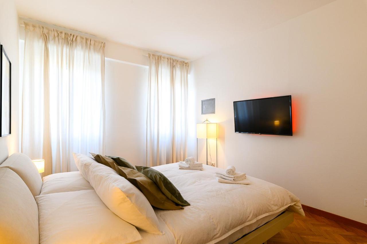 Peaceful Penthouse With Garage By Ndp Rent Apartment Roma Ngoại thất bức ảnh