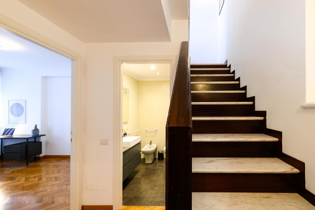 Peaceful Penthouse With Garage By Ndp Rent Apartment Roma Ngoại thất bức ảnh